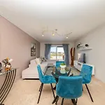 Century On Lake Apartments